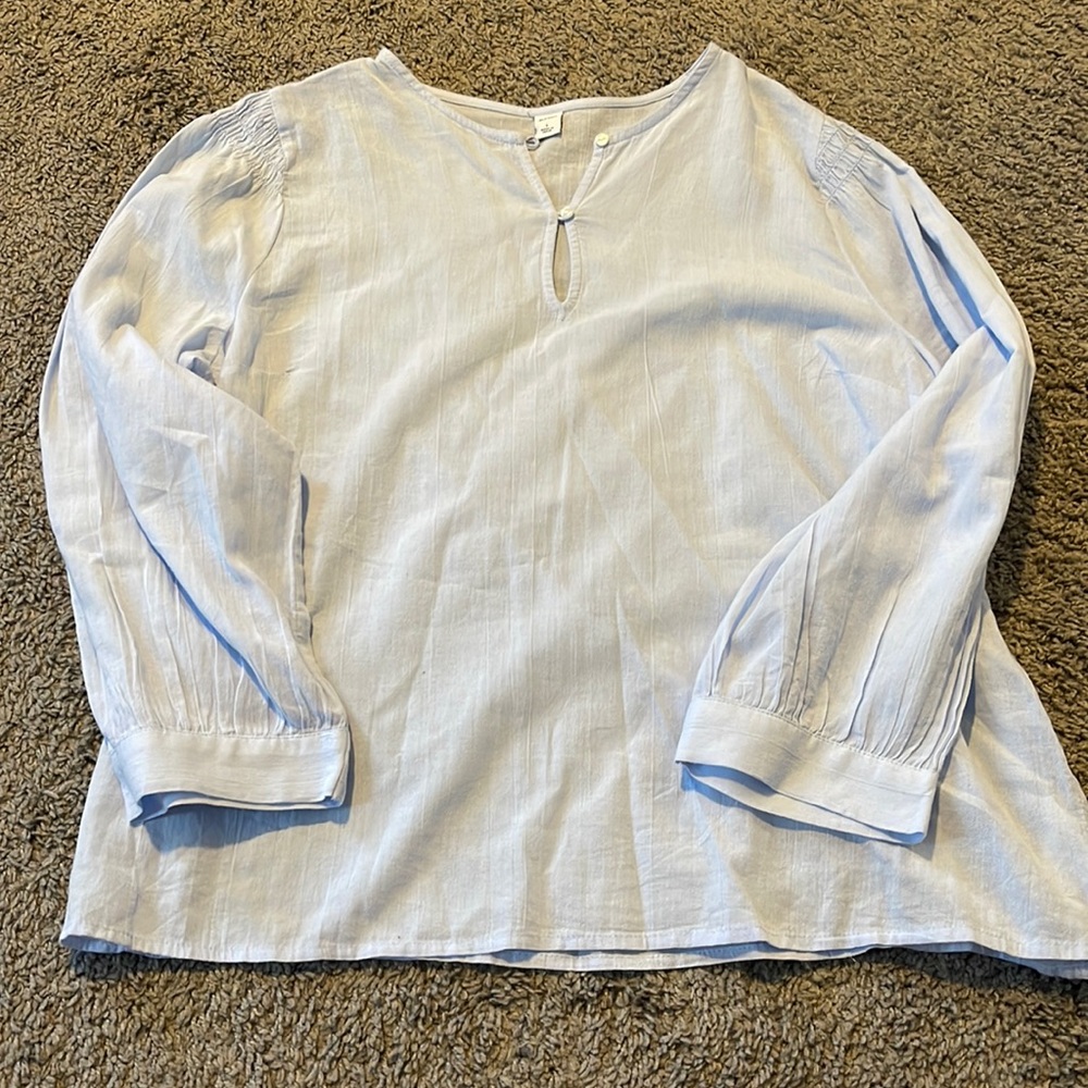 Old Navy light blue linen shirt